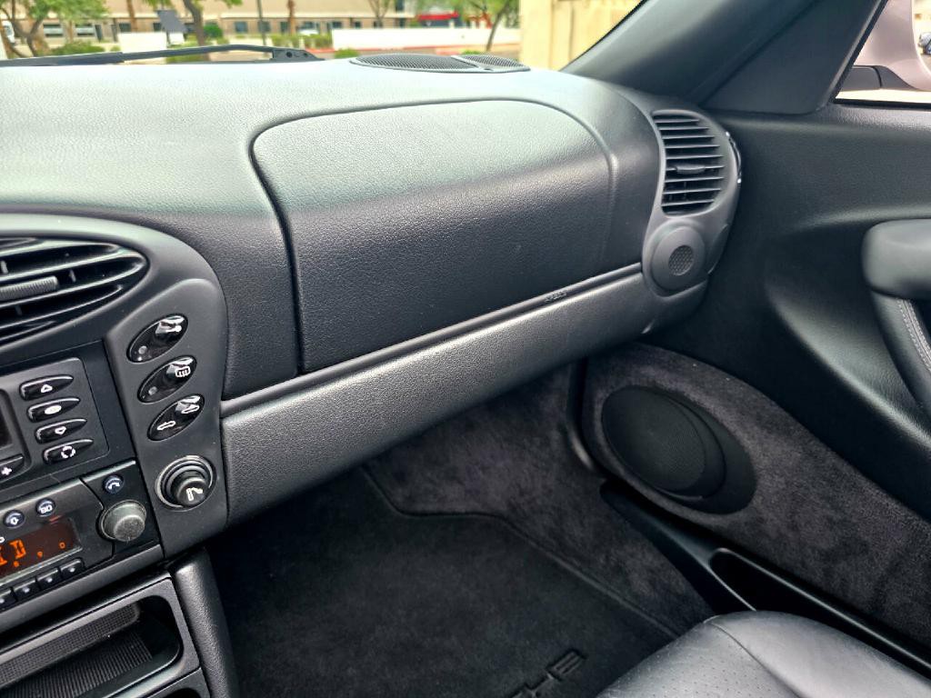 2001 Porsche Boxster Image 54