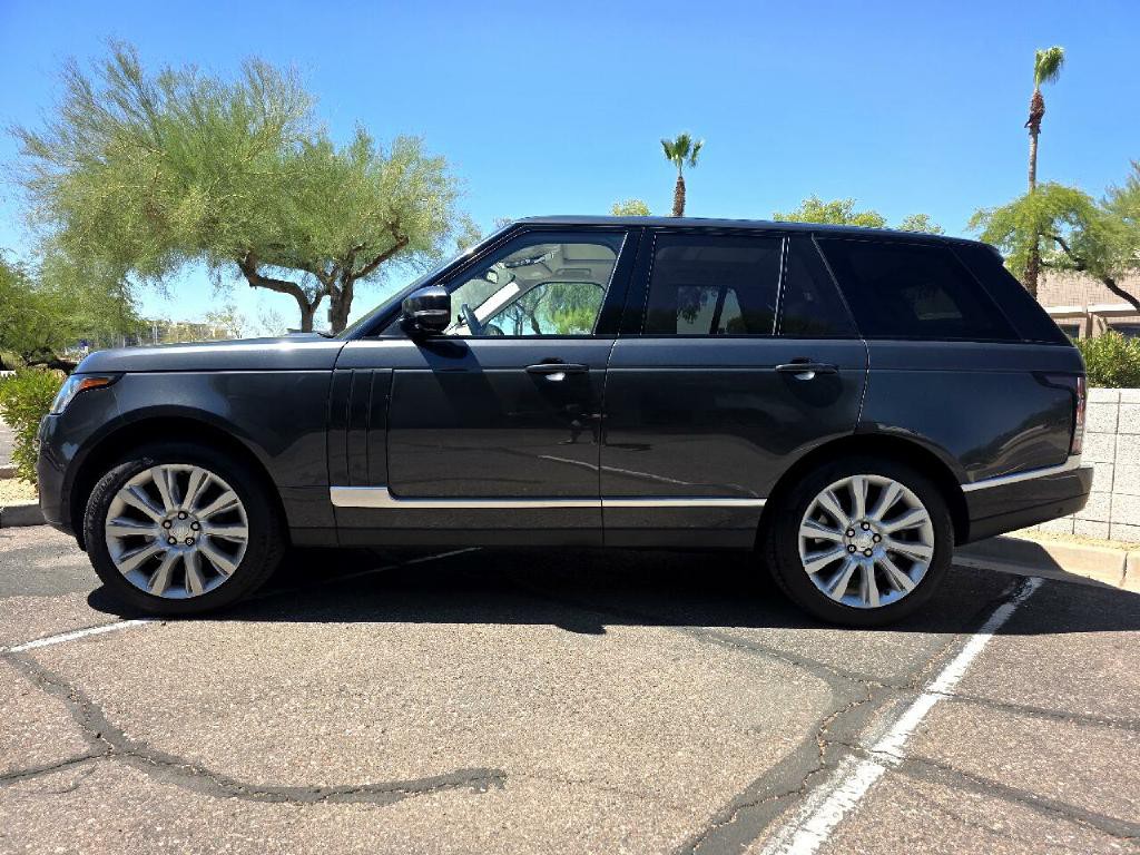 2016 Land Rover Range Rover Image 2