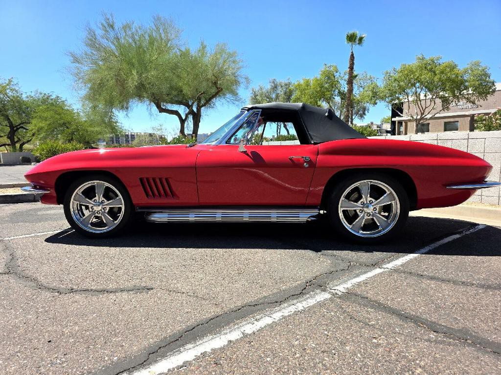 1967 Chevrolet Corvette Image 2