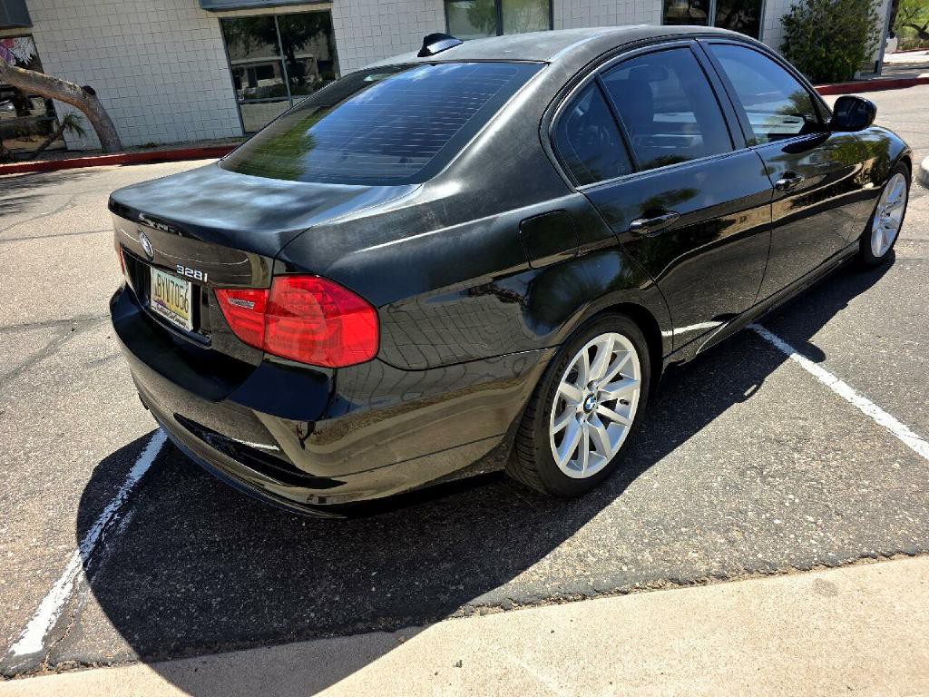 2009 BMW 3 Series Image 7