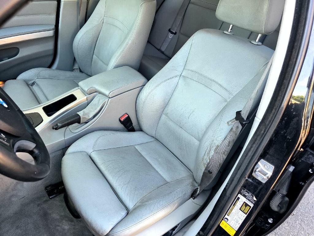 2009 BMW 3 Series Image 26