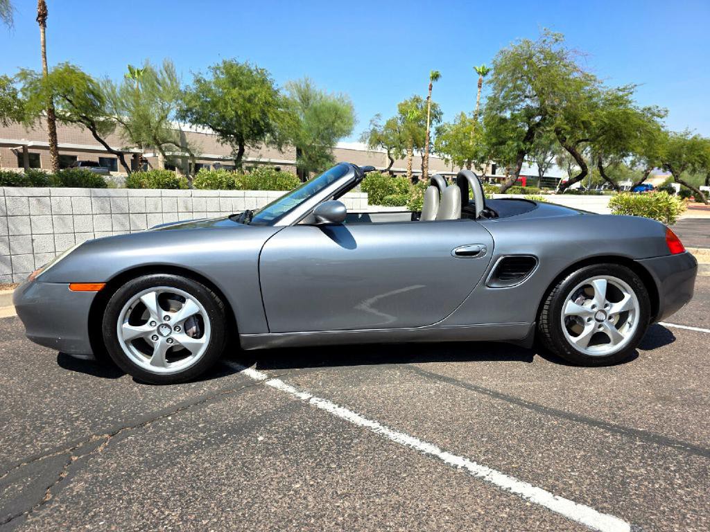 2002 Porsche Boxster Image 6