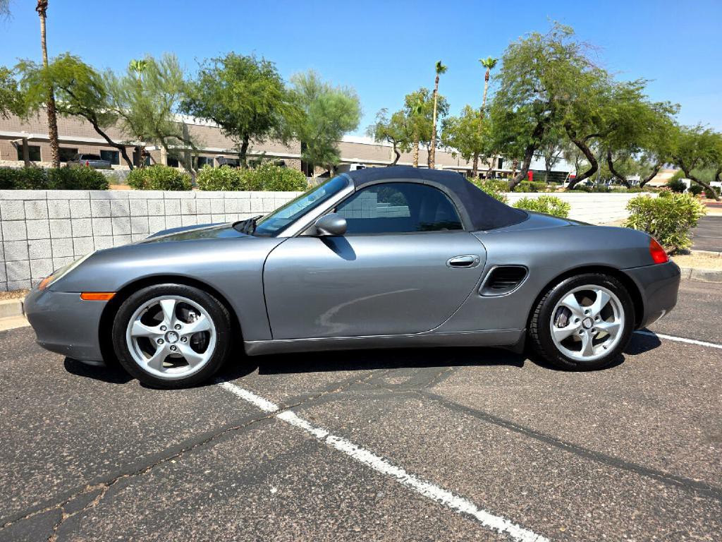 2002 Porsche Boxster Image 7