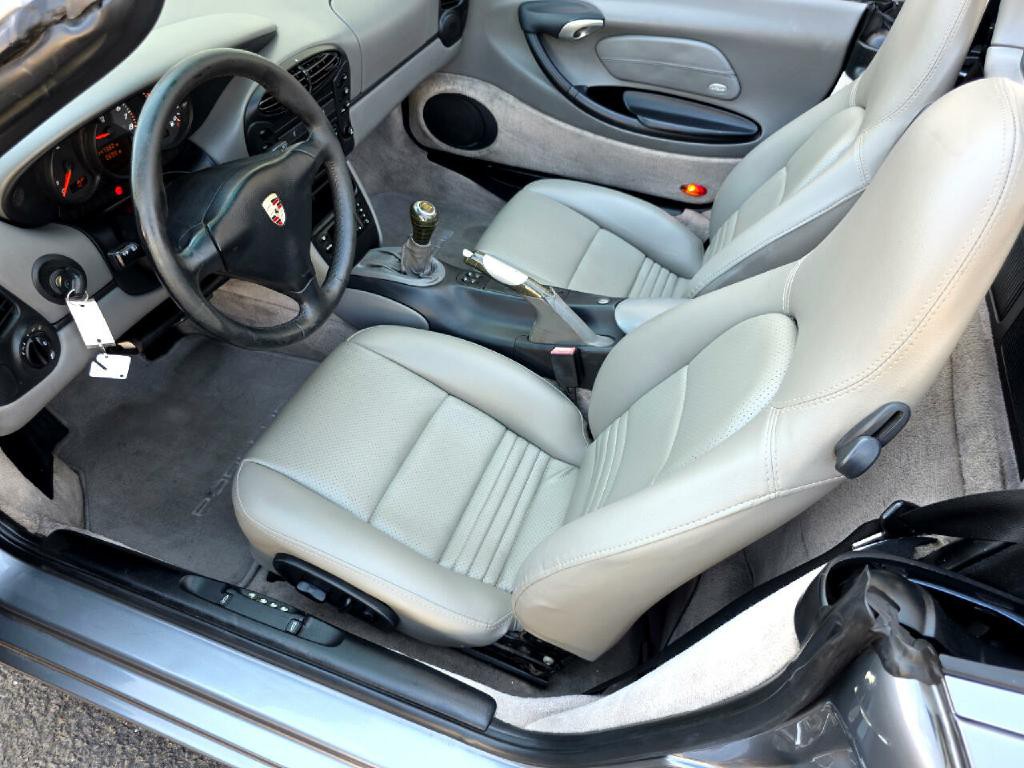 2002 Porsche Boxster Image 43
