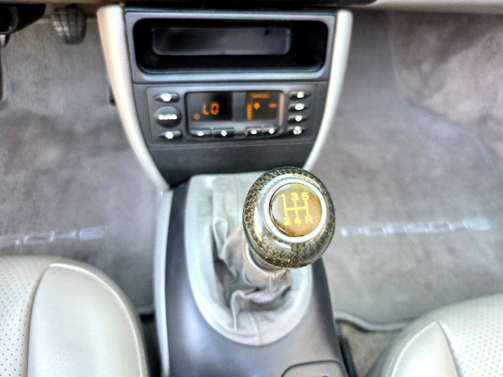 2002 Porsche Boxster Image 57