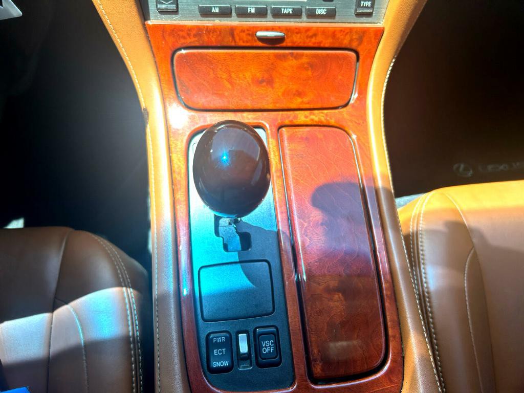 2004 Lexus SC 430 Image 28