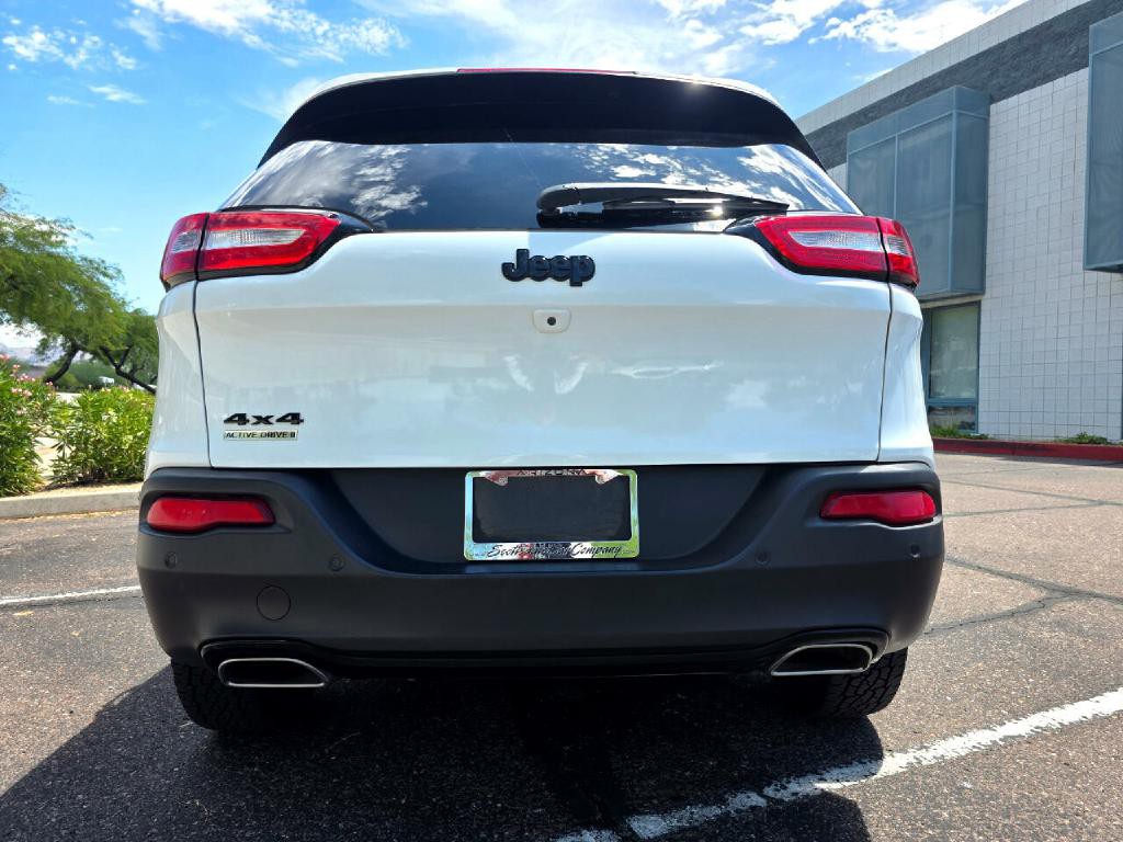 2016 Jeep Cherokee Image 16