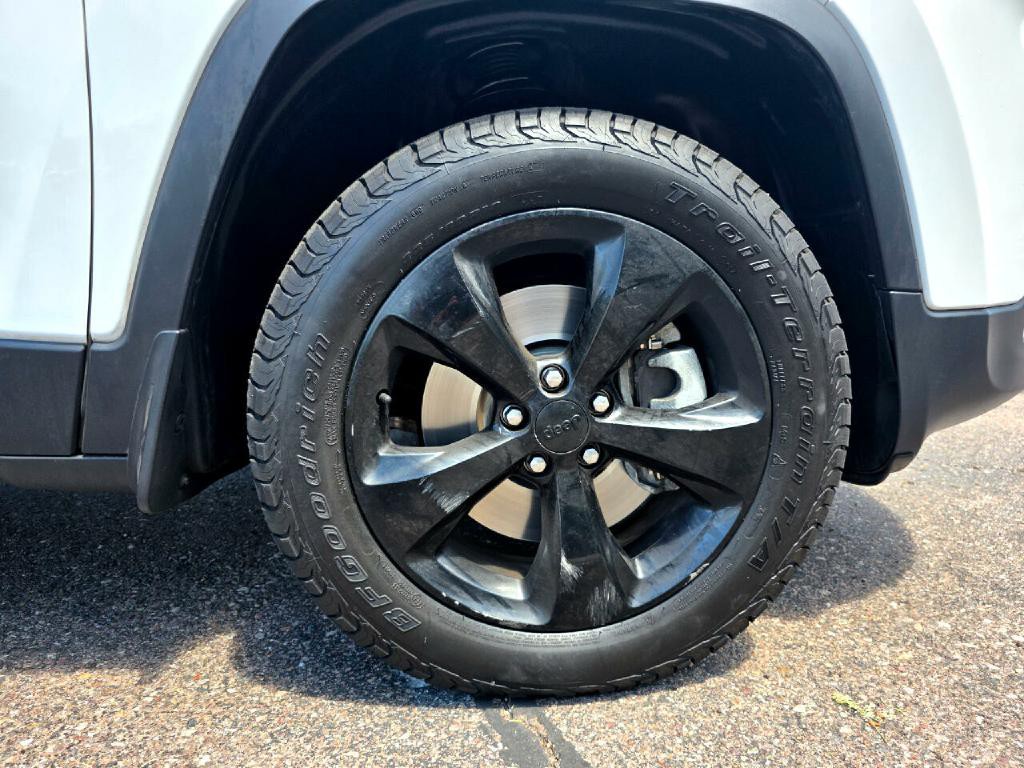 2016 Jeep Cherokee Image 26