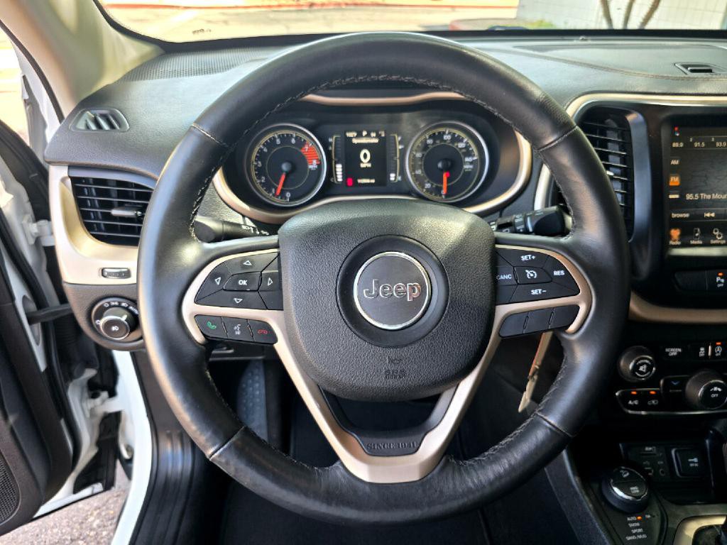 2016 Jeep Cherokee Image 36