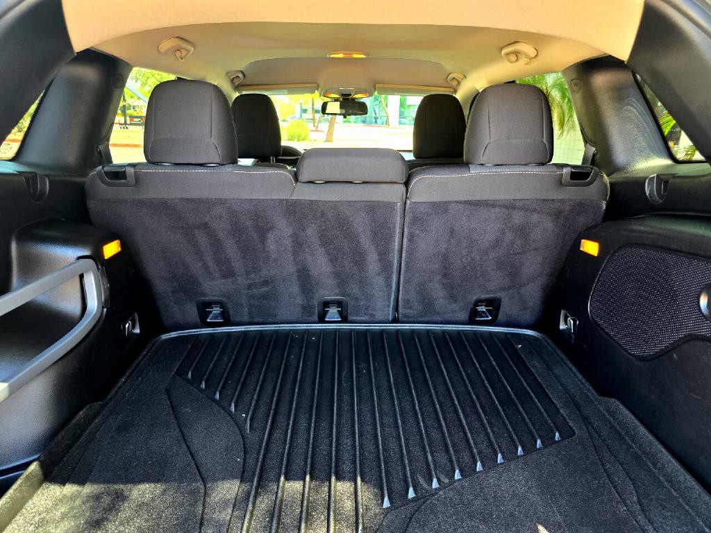 2016 Jeep Cherokee Image 56