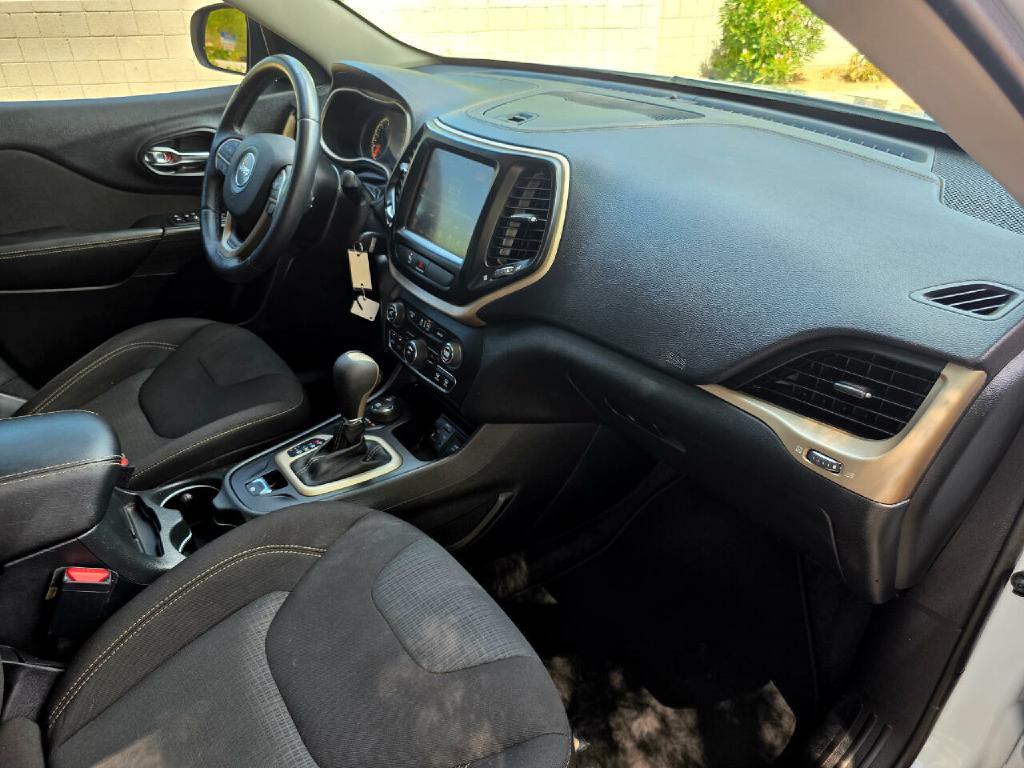 2016 Jeep Cherokee Image 62