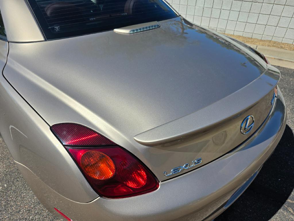 2005 Lexus SC 430 Image 26