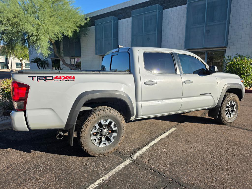2019 Toyota Tacoma Image 16