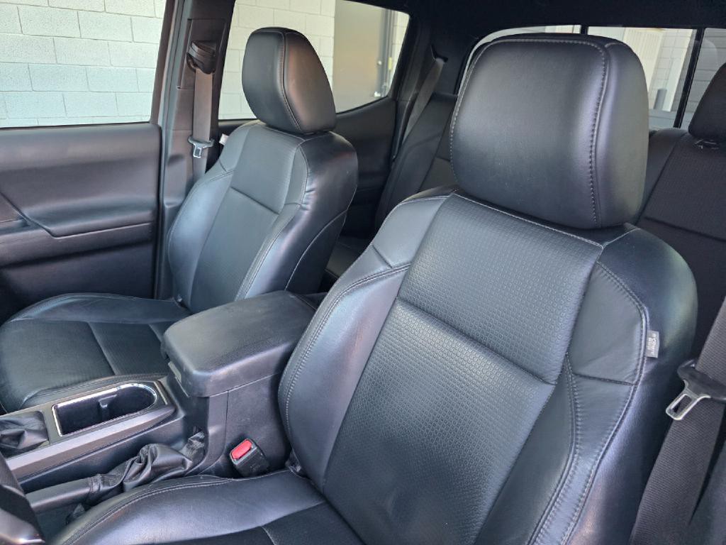 2019 Toyota Tacoma Image 23