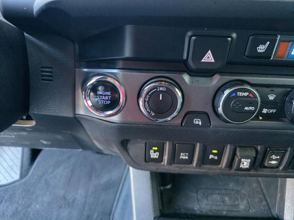 2019 Toyota Tacoma Image 27