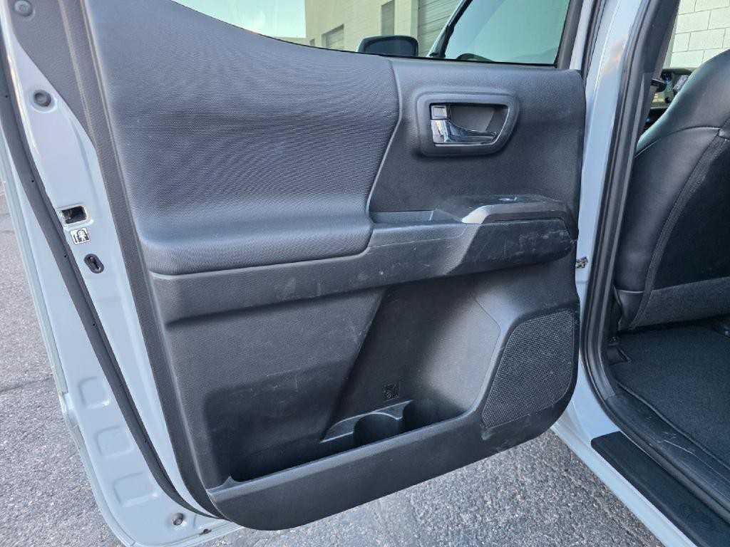 2019 Toyota Tacoma Image 33