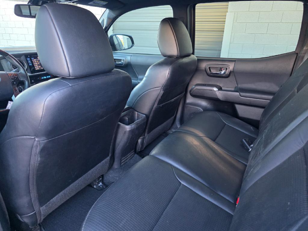 2019 Toyota Tacoma Image 36