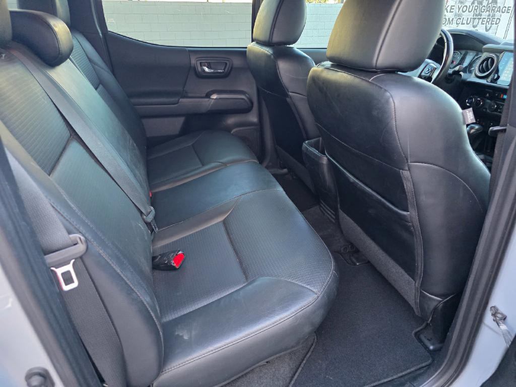 2019 Toyota Tacoma Image 37
