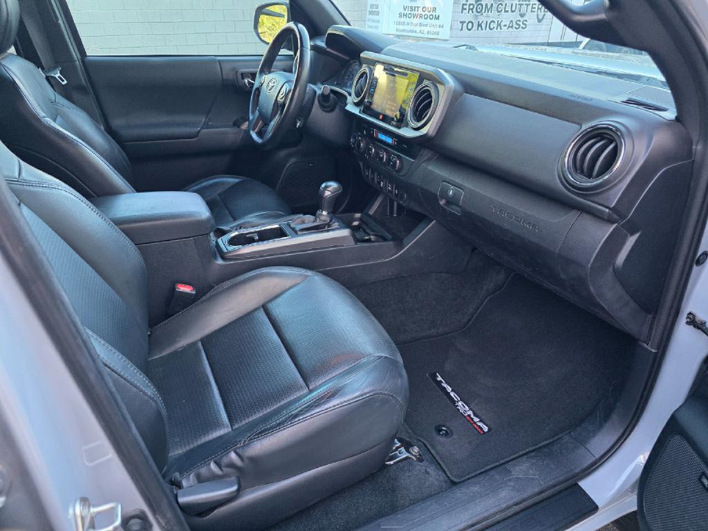 2019 Toyota Tacoma Image 39