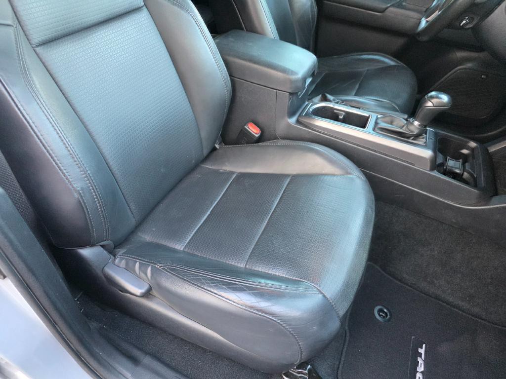 2019 Toyota Tacoma Image 40