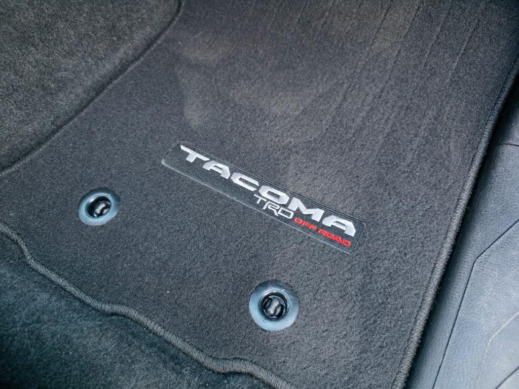 2019 Toyota Tacoma Image 42