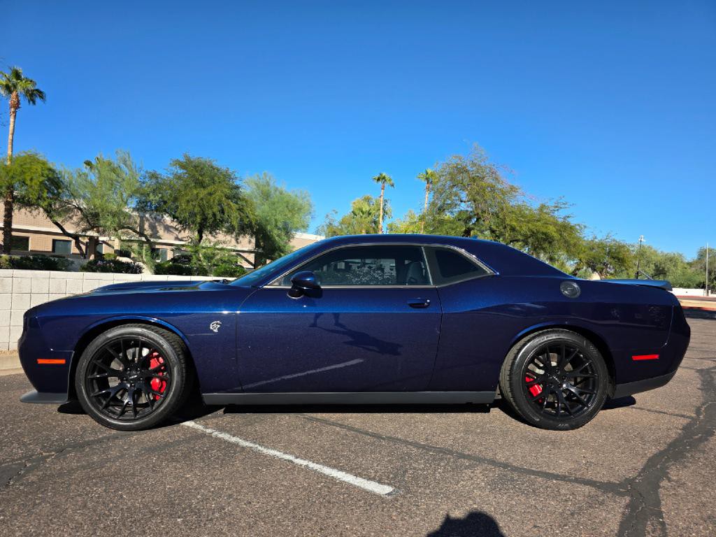2015 Dodge Challenger Image 3