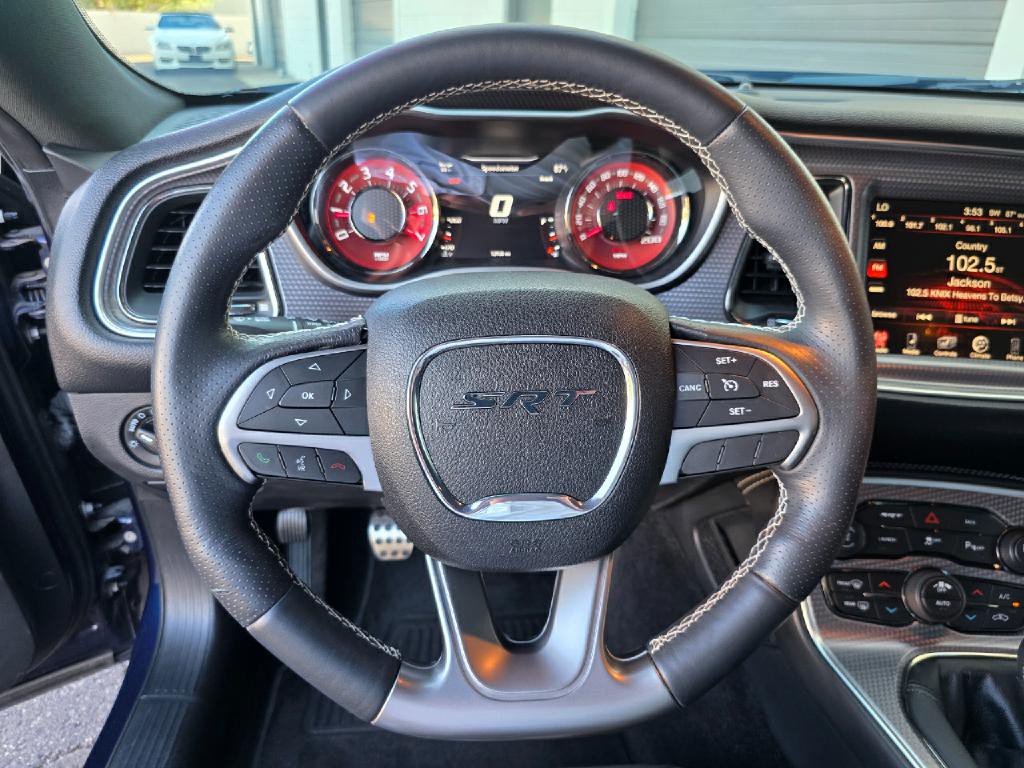 2015 Dodge Challenger Image 21