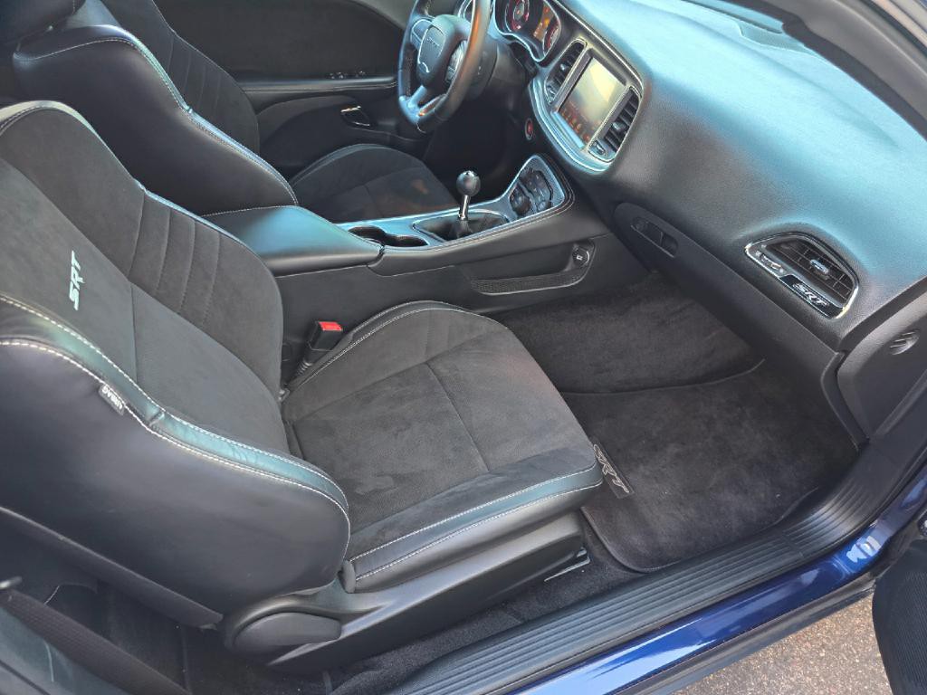 2015 Dodge Challenger Image 36