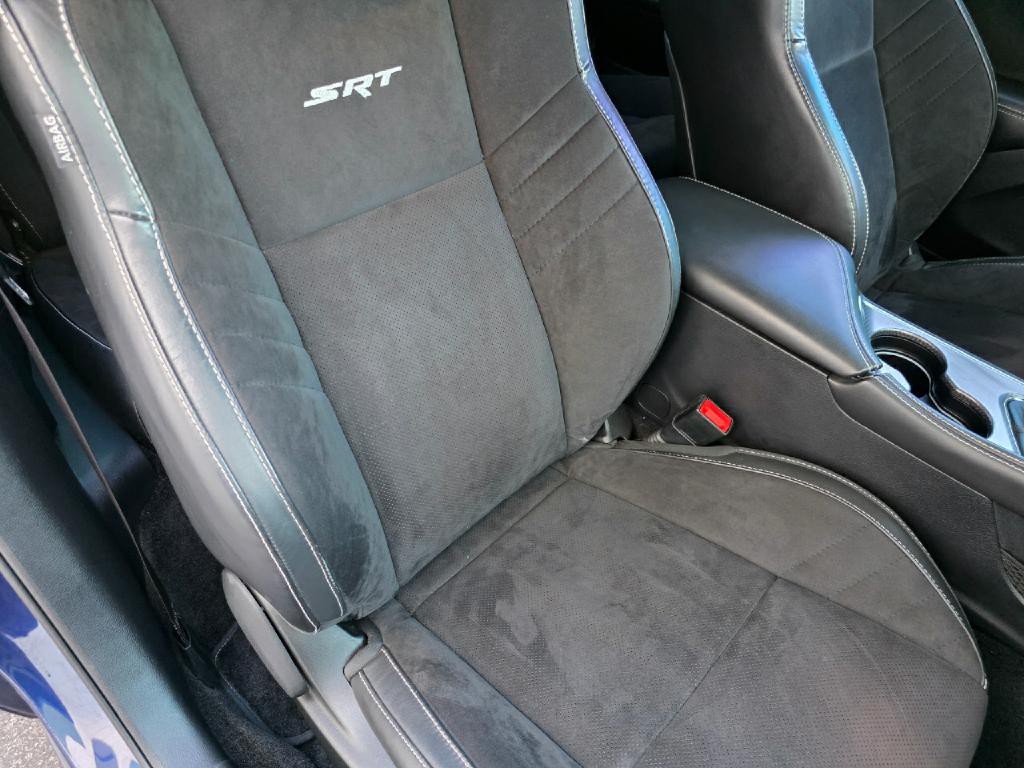 2015 Dodge Challenger Image 41