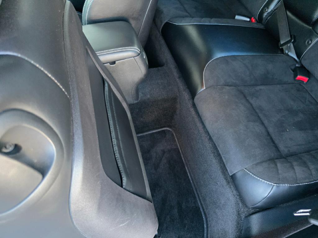 2015 Dodge Challenger Image 45
