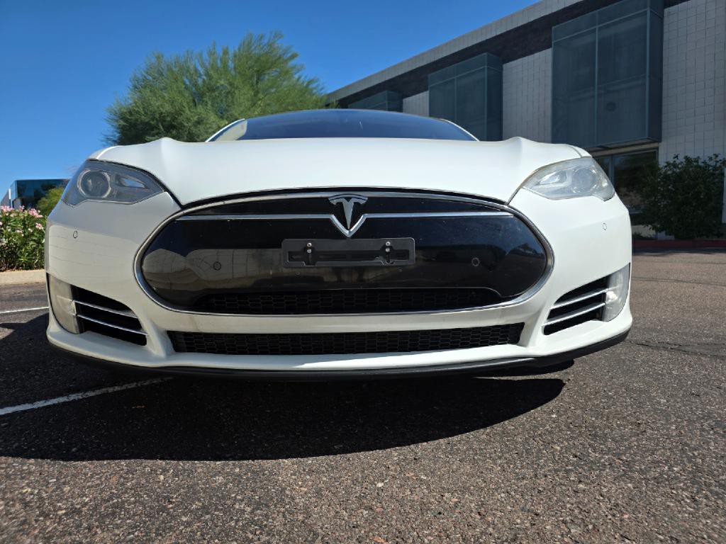 2013 Tesla Model S Image 7