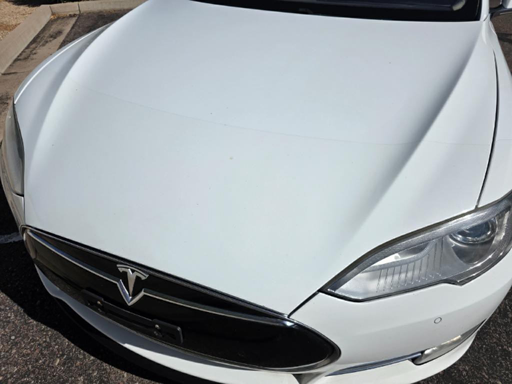 2013 Tesla Model S Image 8