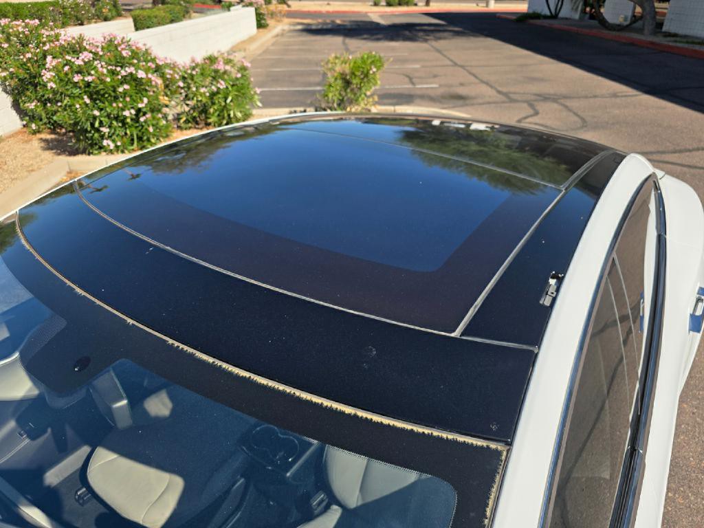 2013 Tesla Model S Image 10