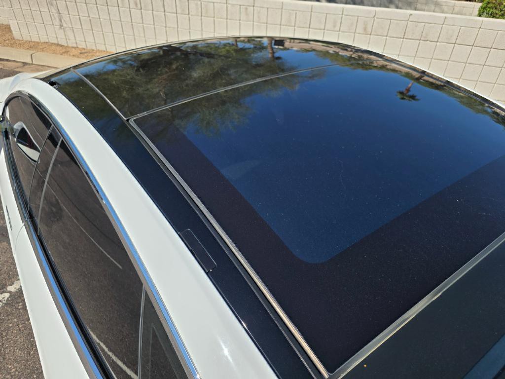 2013 Tesla Model S Image 11