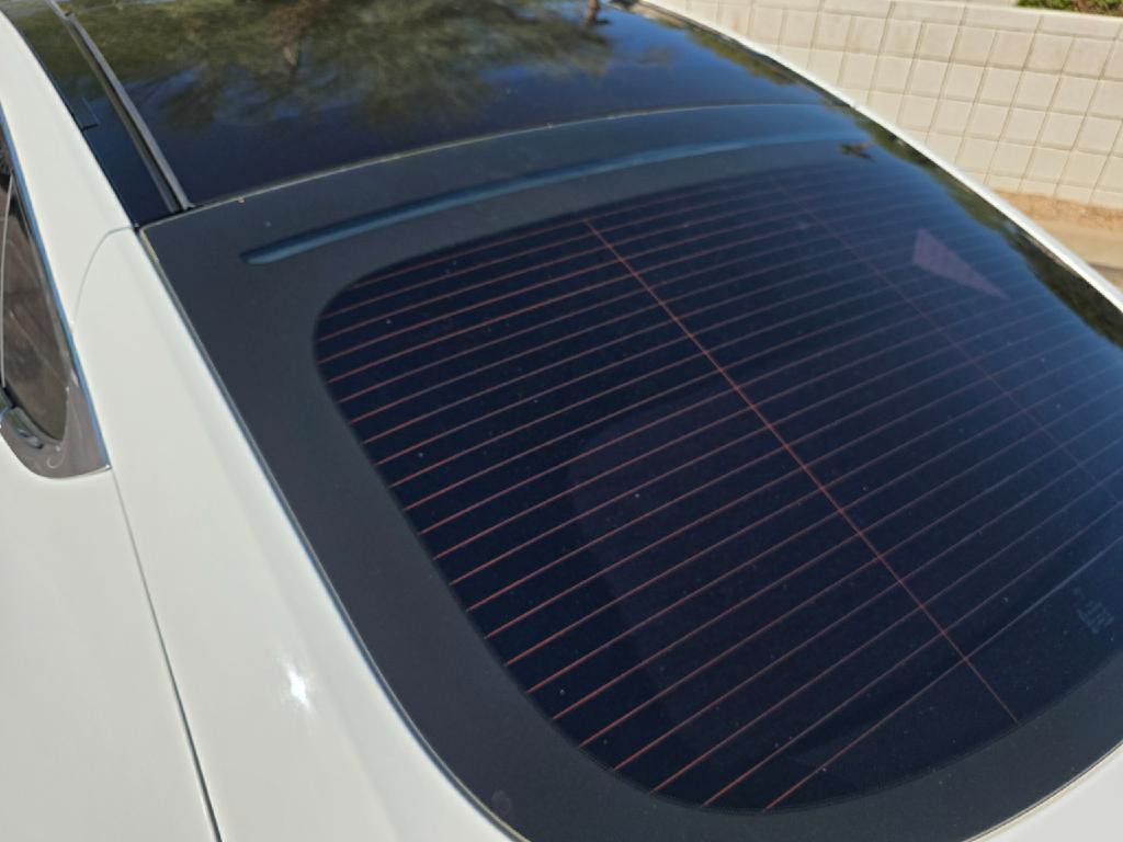 2013 Tesla Model S Image 12