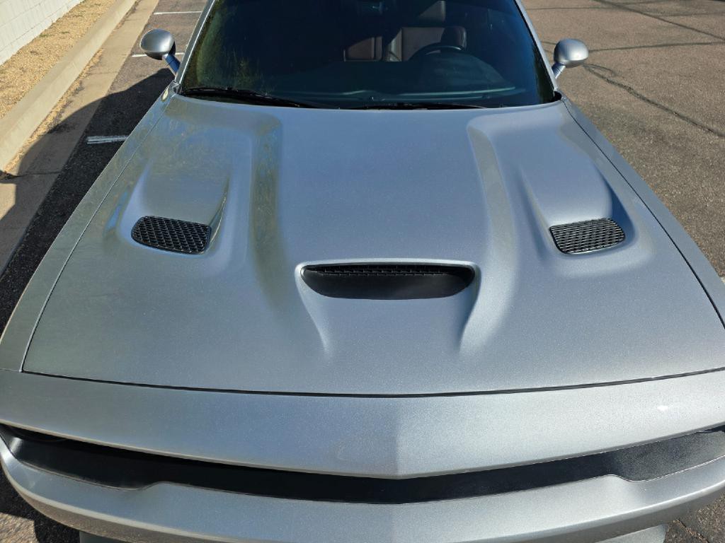 2015 Dodge Challenger Image 9