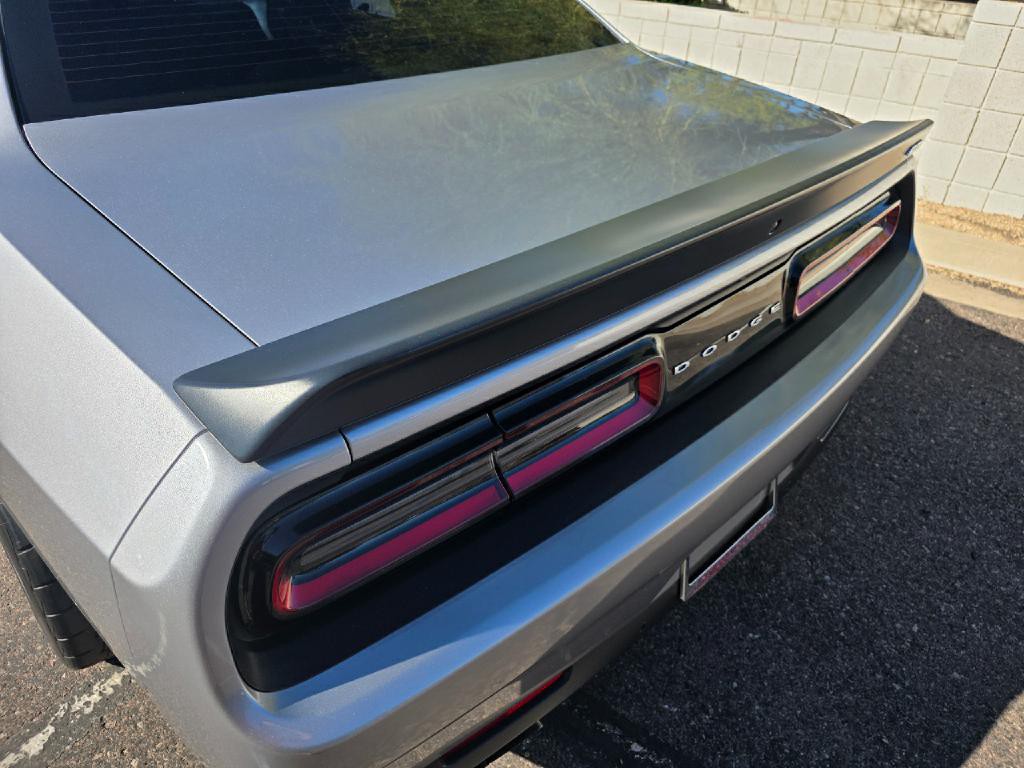 2015 Dodge Challenger Image 16