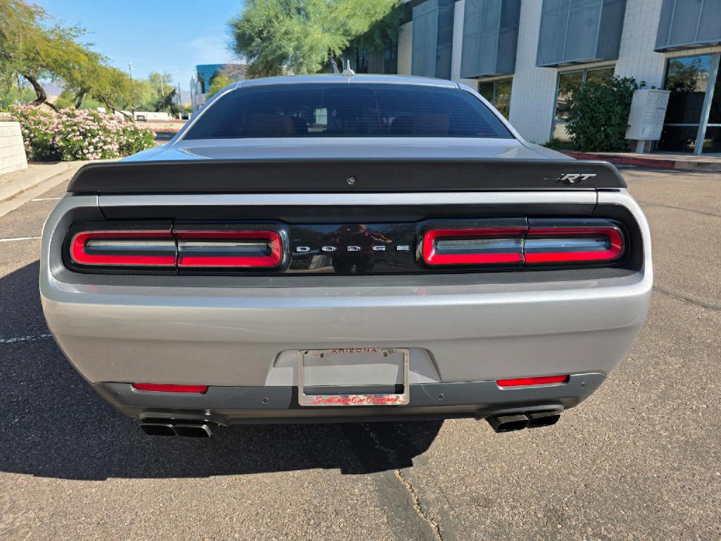 2015 Dodge Challenger Image 19