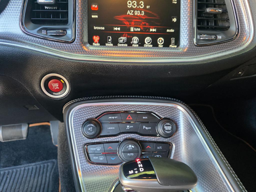 2015 Dodge Challenger Image 48