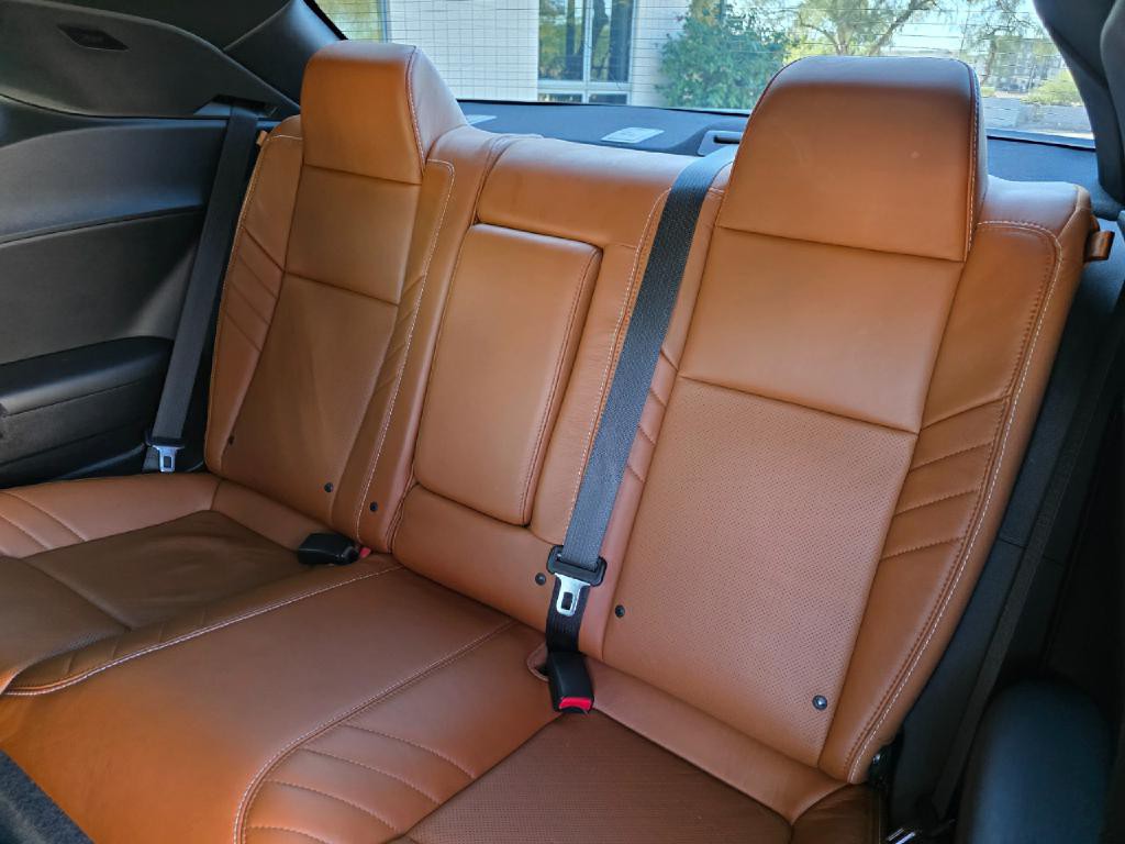 2015 Dodge Challenger Image 57