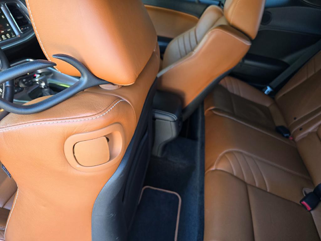 2015 Dodge Challenger Image 58