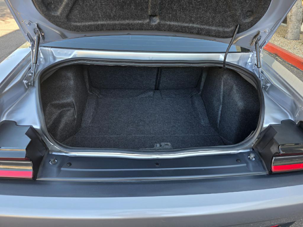 2015 Dodge Challenger Image 60