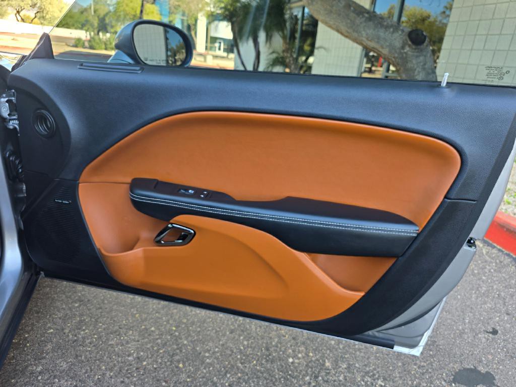 2015 Dodge Challenger Image 64