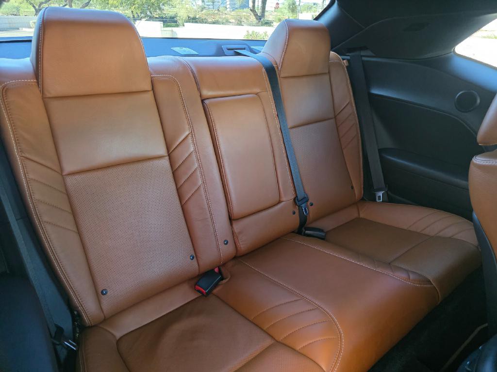 2015 Dodge Challenger Image 70