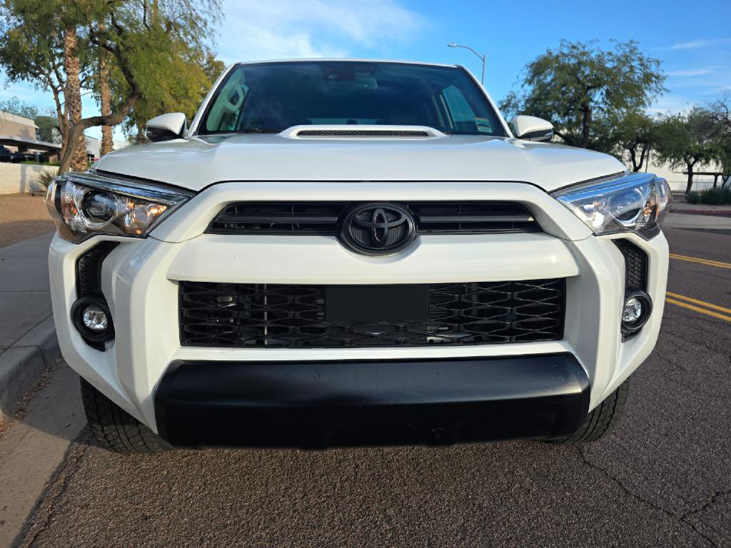 2022 Toyota 4Runner Image 10
