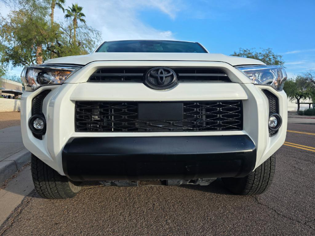 2022 Toyota 4Runner Image 11