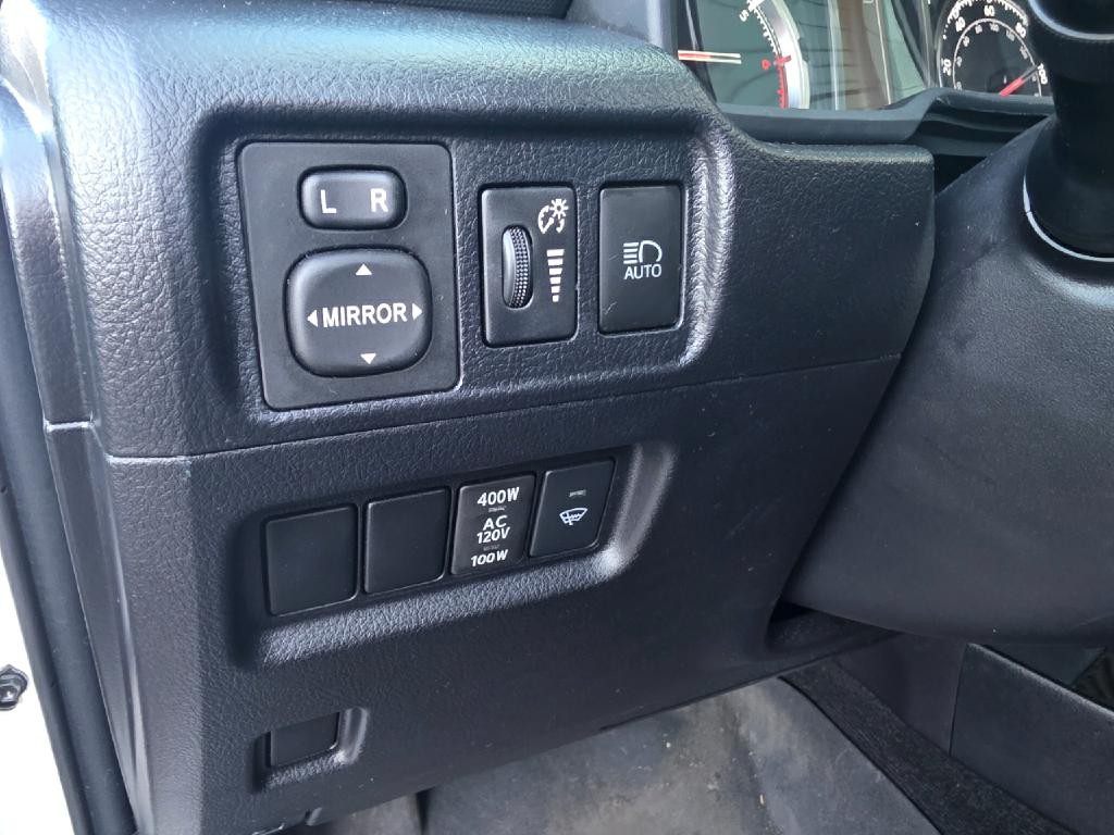 2022 Toyota 4Runner Image 23