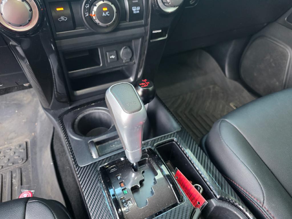 2022 Toyota 4Runner Image 28