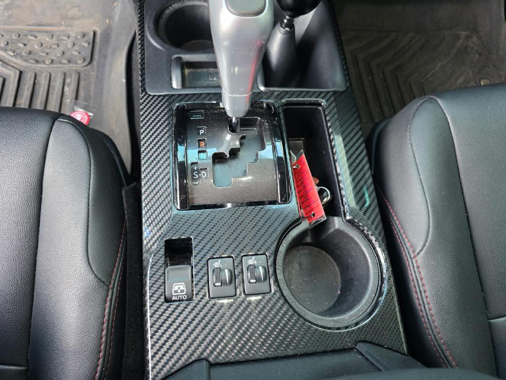 2022 Toyota 4Runner Image 30