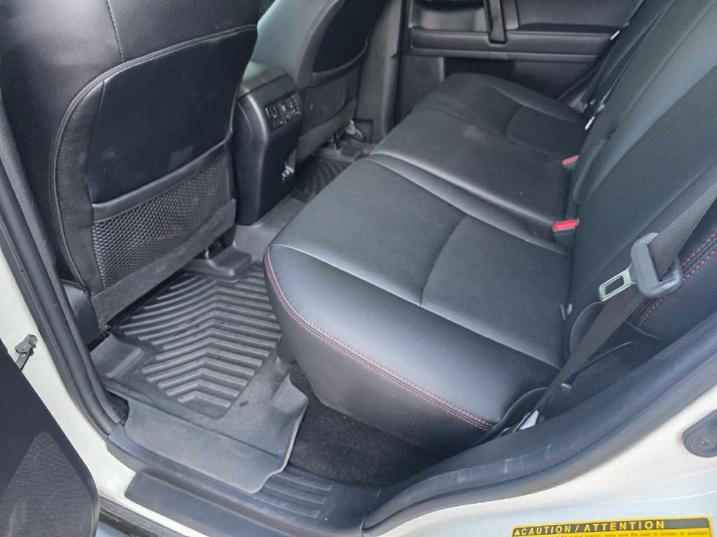 2022 Toyota 4Runner Image 36